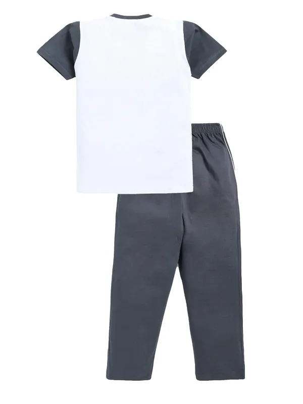 Grey_And_White_Cotton_T-Shirt_Track_Pant_Joggers_Set_For_Boys
