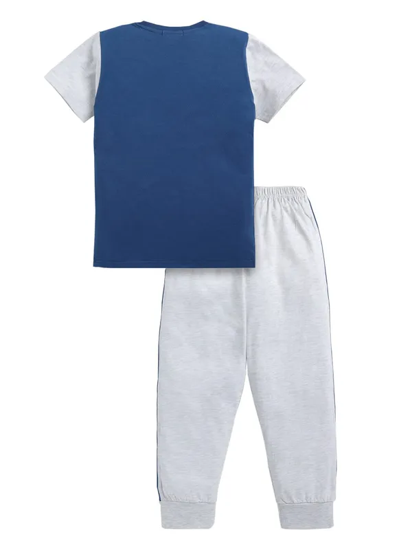 Multicolor_Cotton_T-Shirt_Joggers_Combo_Set_For_Boys_Pack_Of_2