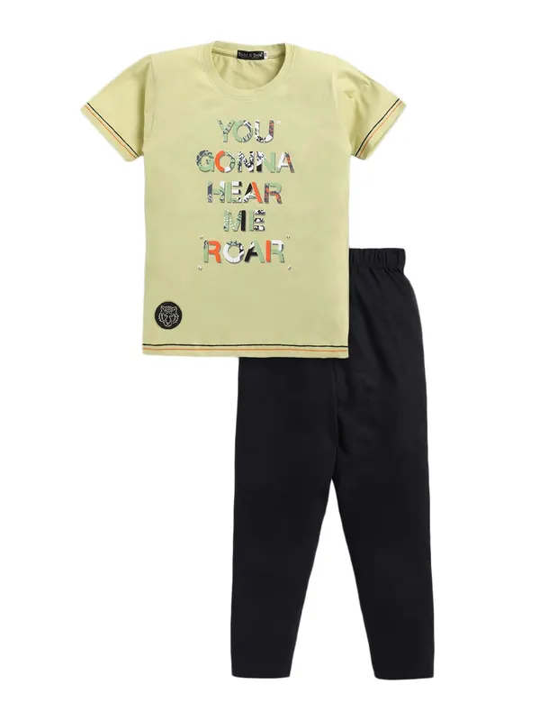 Multicolor_Cotton_T-Shirt_Joggers_Combo_Set_For_Boys_Pack_Of_2