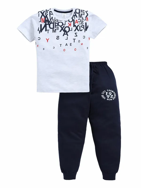 Multicolor_Cotton_T-Shirt_Joggers_Combo_Set_For_Boys_Pack_Of_2