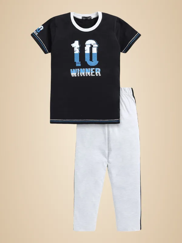 Black_And_White_Cotton_T-Shirt_Track_Pant_Joggers_Set_For_Boys
