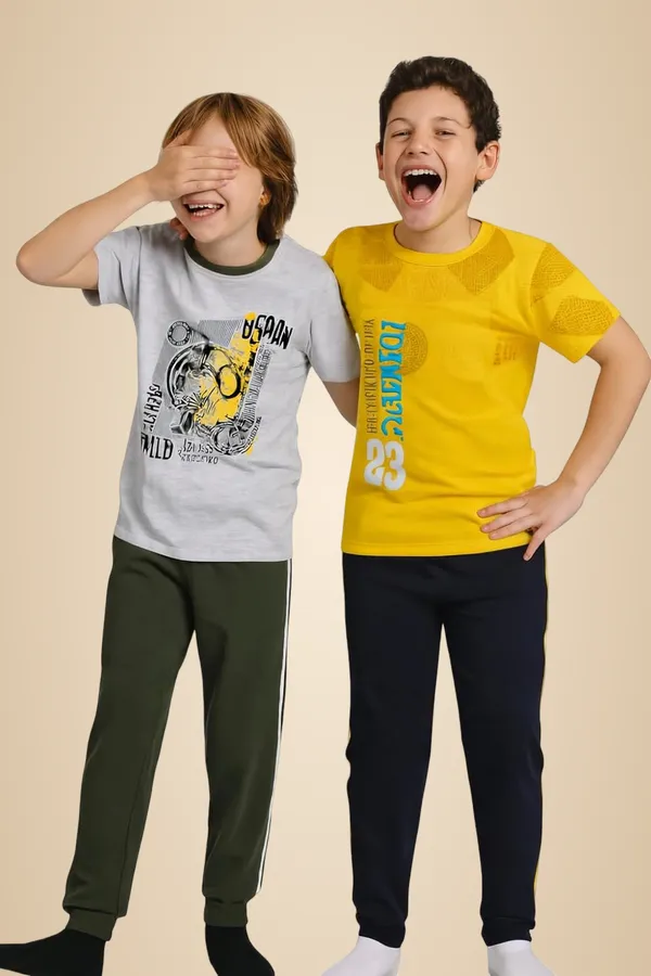 Multicolor_Cotton_T-Shirt_Joggers_Combo_Set_For_Boys_Pack_Of_2