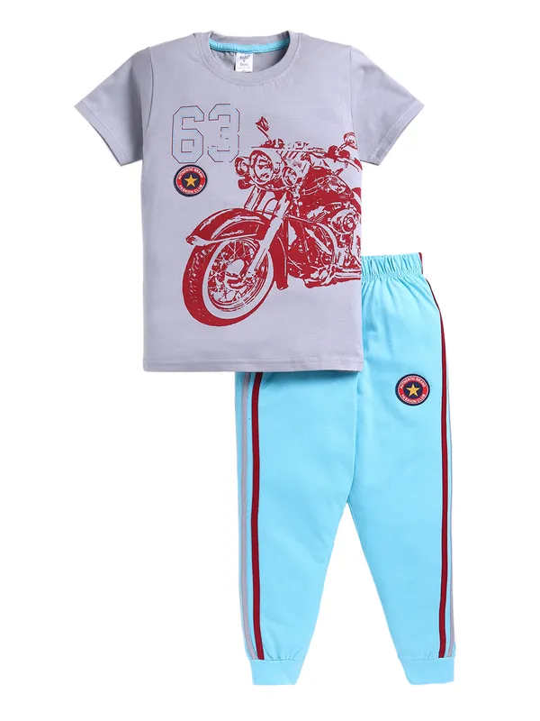 Multicolor_Cotton_T-Shirt_Joggers_Combo_Set_For_Boys_Pack_Of_2