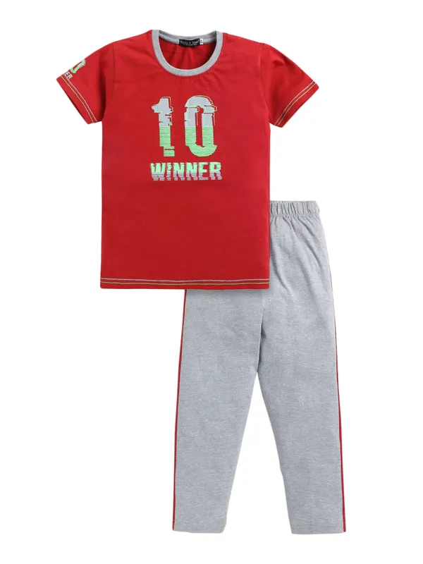 Red_Cotton_T-Shirt_Track_Pant_Joggers_Set_For_Boys