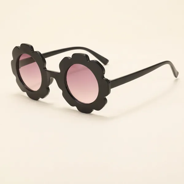 Black_Flower_Shaped_Kids_Sunglasses_With_Gradient_Lenses