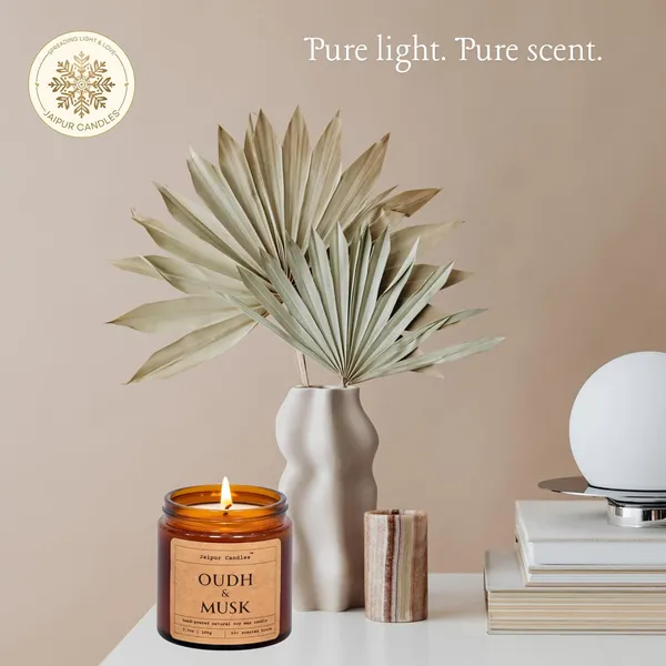 Oudh_&_Musk_Aromatherapy_Scented_Candle