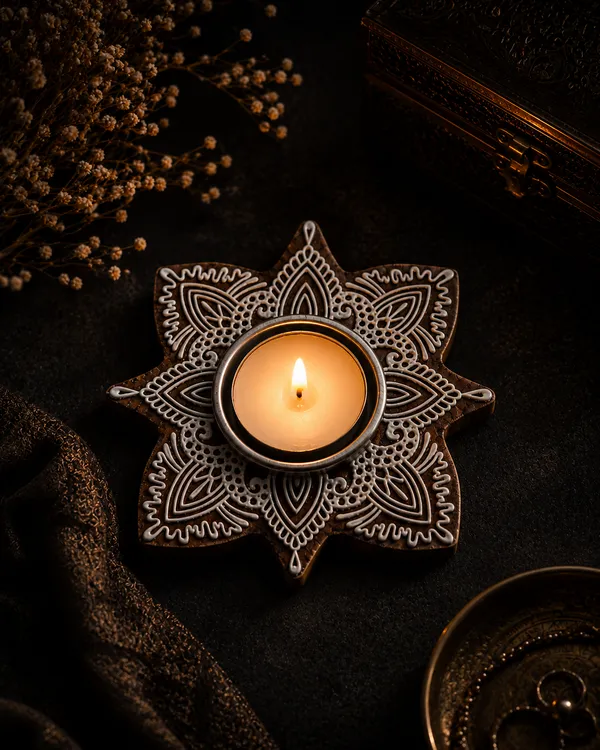Jaipur_Candles_Wooden_Tealight_Candle_Holder_with_10_Unscented_Tealight_Candles