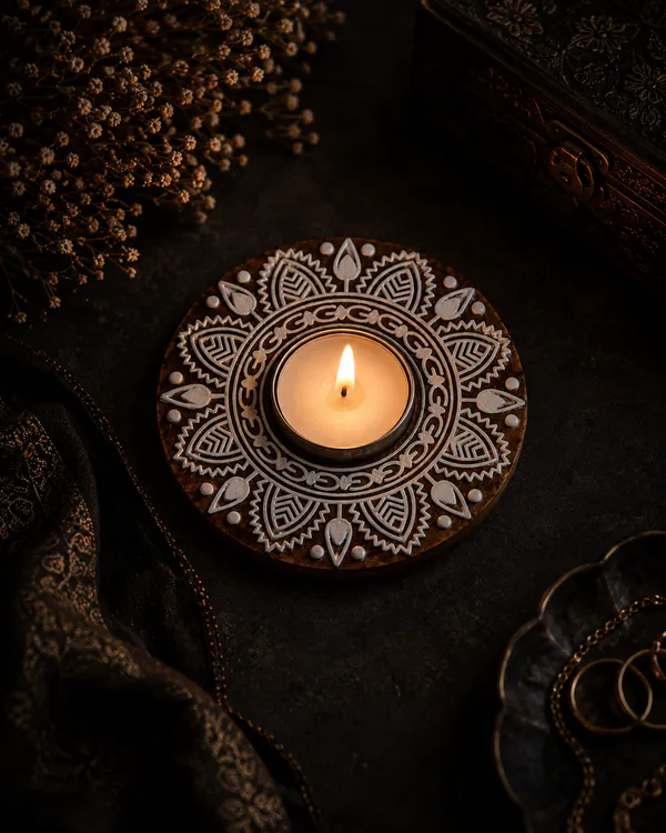 Jaipur_Candles_Wooden_Tealight_Candle_Holder_with_10_Unscented_Tealight_Candles