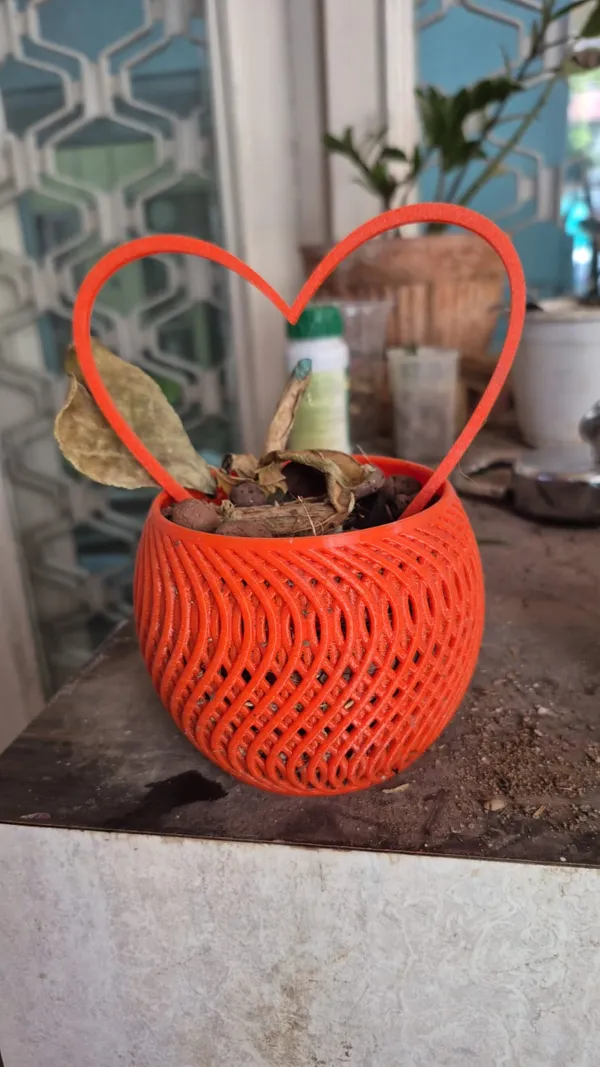 Heart-Shaped_Basket_With_Handle_-_Orange_Decorative_Planter
