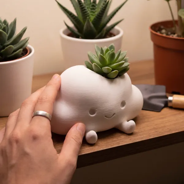 Cute_White_Cloud_Planter_With_Smiling_Face_And_Legs