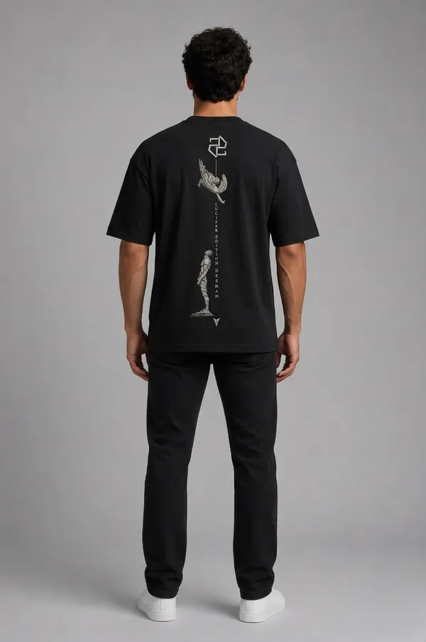 Black_Graphic_Print_Oversized_T-Shirt_For_Men