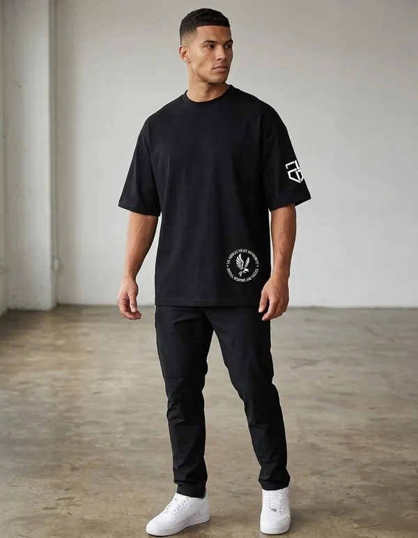 Black_Graphic_Print_Oversized_Crew_Neck_T-Shirt_For_Men