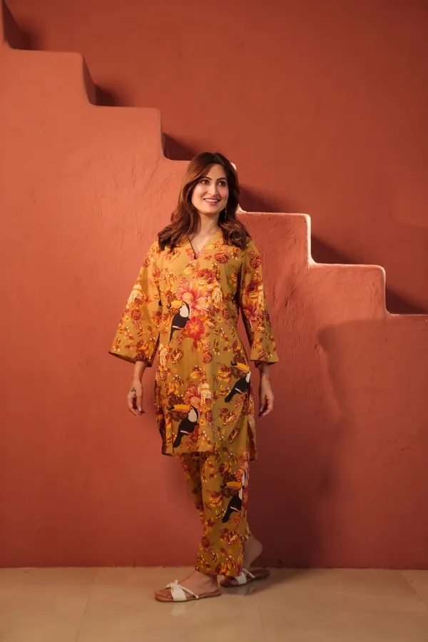Dark_Mustard_yellow_With_Intricate_Floral_&_Fauna_Print_Cotton_Blend_Co-ord_Set_For_Women
