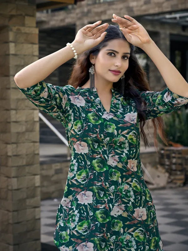 Forrest_Green_&_Off-white_Cotton_Rayon_Blend_Co-ord_Set_For_Women