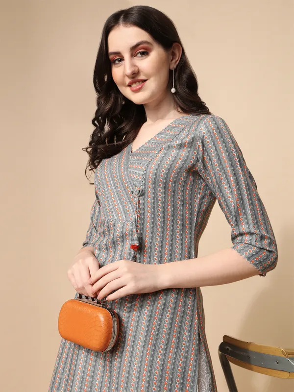 Grey_base_With_Orange_Dots_Kurti_Top_For_Women