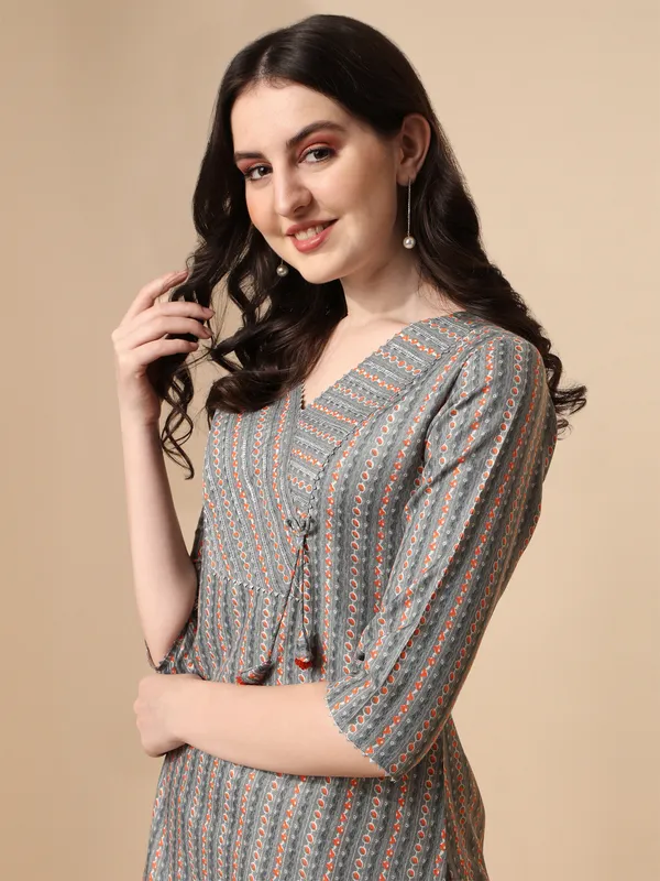 Grey_base_With_Orange_Dots_Kurti_Top_For_Women