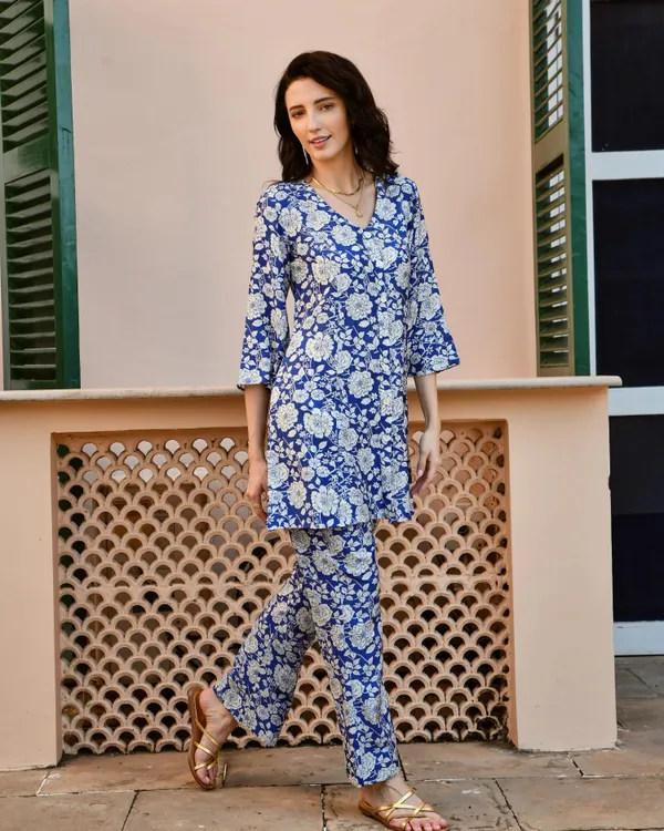 Blue_Cotton_Blend_Kurta_Pant_Set_For_Women