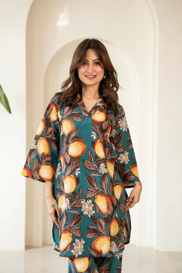 Teal-Green_&_Cyprus-Orange_floral_Cotton_Blend_Co-ord_Set_For_Women