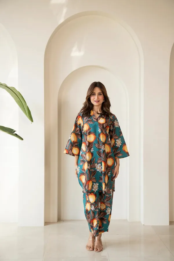 Teal-Green_&_Cyprus-Orange_floral_Cotton_Blend_Co-ord_Set_For_Women