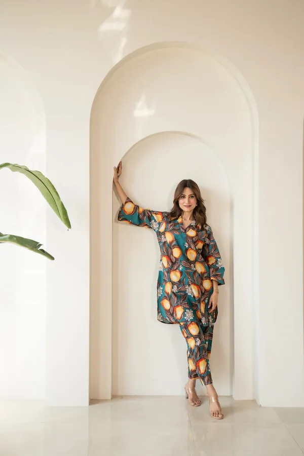 Teal-Green_&_Cyprus-Orange_floral_Cotton_Blend_Co-ord_Set_For_Women