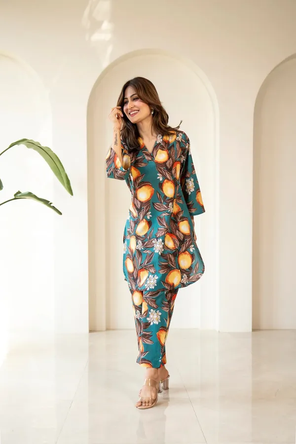 Teal-Green_&_Cyprus-Orange_floral_Cotton_Blend_Co-ord_Set_For_Women