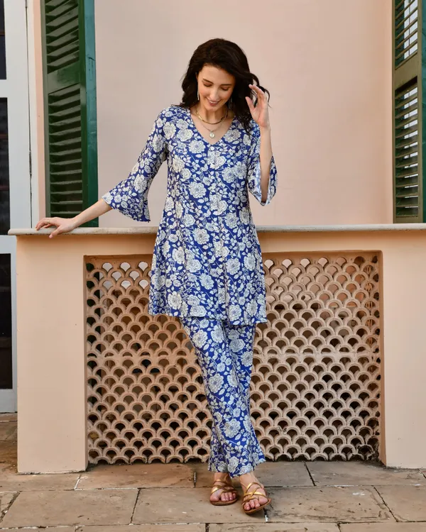 Blue_Cotton_Blend_Kurta_Pant_Set_For_Women