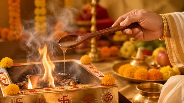 Neemsar_Wooden_Havan_Spoon_for_Ghee_Offering_|_Pooja_Spoon_for_Hawan_Yagya_|_Traditional_Puja_Samagri_|_Long_Handle_Wooden_Spoon