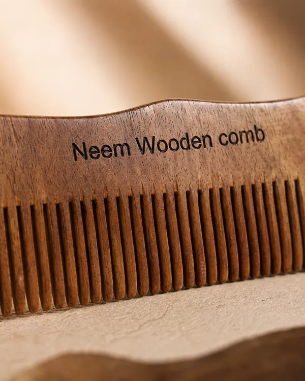 Neemsar_Neem_Wooden_Comb_–_Natural_Neem_Wood_Hair_Comb_with_Smooth_Rounded_Teeth_for_Daily_Hair_Grooming