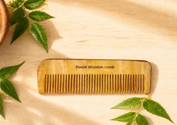 Neemsar_Neem_Wooden_Comb_–_Natural_Wooden_Hair_Comb_for_Daily_Grooming