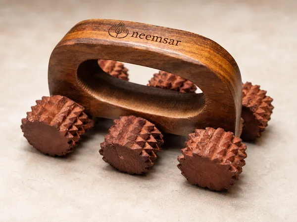 Neemsar_Wooden_Body_Massage_Roller_|_6_Wheel_Deep_Tissue_Massager_|_Handheld_Acupressure_Tool_for_Back,_Legs_&_Muscle_Pain_Relief