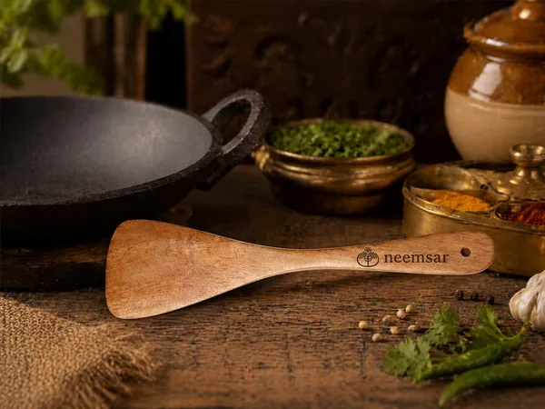 Neemsar_Neem_Wood_Flat_Spatula_|_100%_Natural_Neem_Wood_Turner_|_Antibacterial_|_Non-Stick_Safe_|_Heat_Resistant_Kitchen_Tool