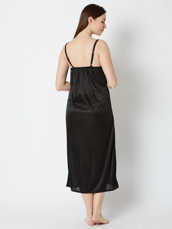 Women's_Black_Satin_Nighty_with_Lace_&_Robe_Elegant_Long_Nightwear_Set,_Soft_Sleepwear