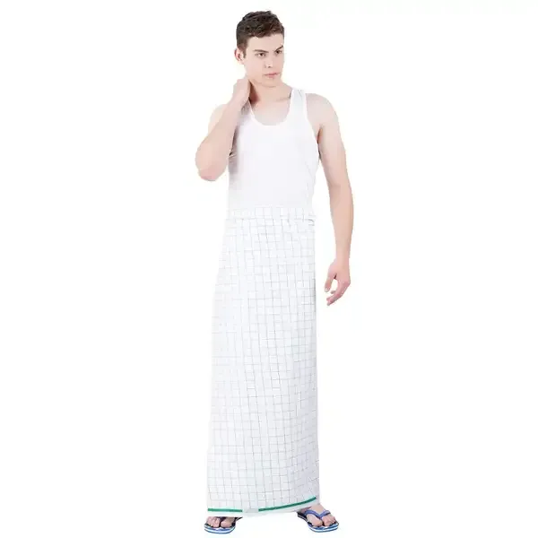 Men's_White_Checked_Lungi_(_Printed_Lungi_|_Whitechecks_|_Pack_of_1_|_Free_Size_-_2Mtrs)