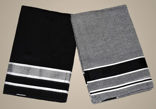 Black_And_Grey_Cotton_Lungi_For_Men_Pack_Of_2