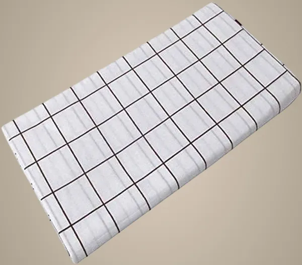 Men's_White_Checked_Lungi_(_Printed_Lungi_|_Whitechecks_|_Pack_of_1_|_Free_Size_-_2Mtrs)