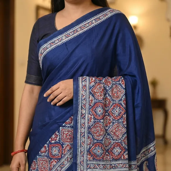 Blue_Ethnic_Printed_Saree_With_Traditional_Motifs