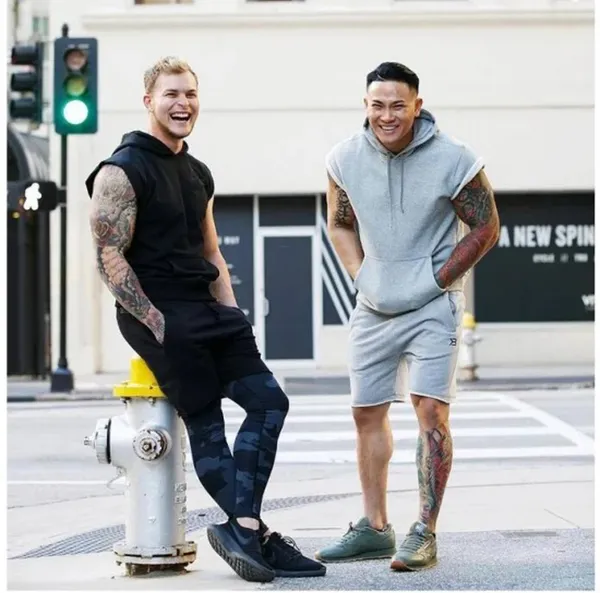 Hot_Button_Short_Sleeve_Hoodie_For_Men_Casual_Lightweight_Sweatshirts_With_Kangaroo_Pocket