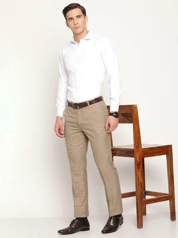 Premium_Men's_Khaki_Plaid_Check_Formal_Trousers_-_Slim_Fit,_Cotton_Blend,_Breathable_Business_Pants
