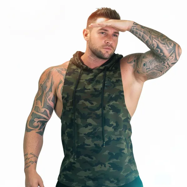 Hot_Button_Camouflage_Gym_Vest_Hoodies_Stay_Fashionable_And_Comfortable_During_Your_Workouts