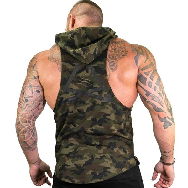 Hot_Button_Camouflage_Gym_Vest_Hoodies_Stay_Fashionable_And_Comfortable_During_Your_Workouts