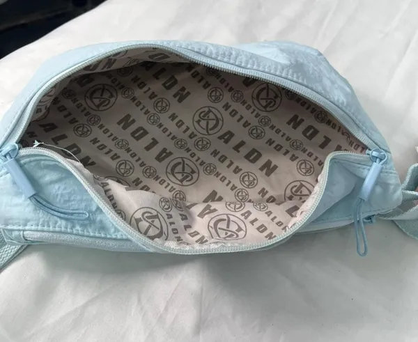 Unisex_Waterproof_Nylon_Sling_Bag_|_Lightweight_Crossbody_Shoulder_Bag_for_Travel,_Gym_&_Daily_Use