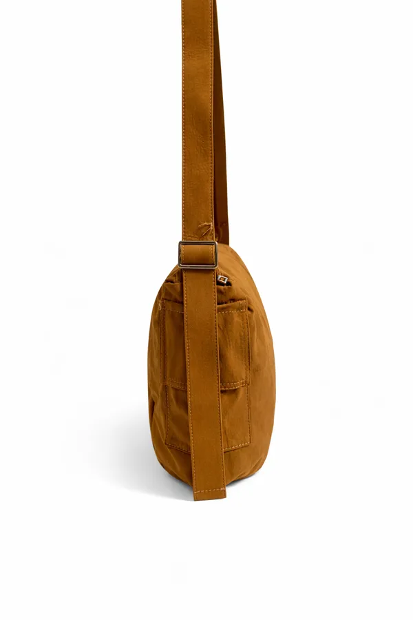 Stylish_Brown_Crossbody_Shoulder_Bag_for_Women_&_Men_|_Adjustable_Strap_|_Spacious_Zip_Closure_|_Lightweight_Everyday_Sling_Bag