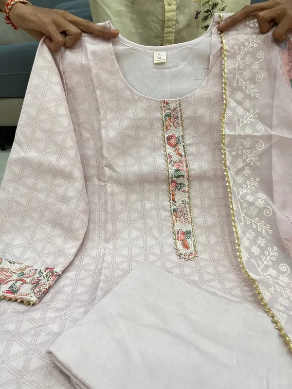 Maanira_Trendy_Ethnic_Kurti_Collection