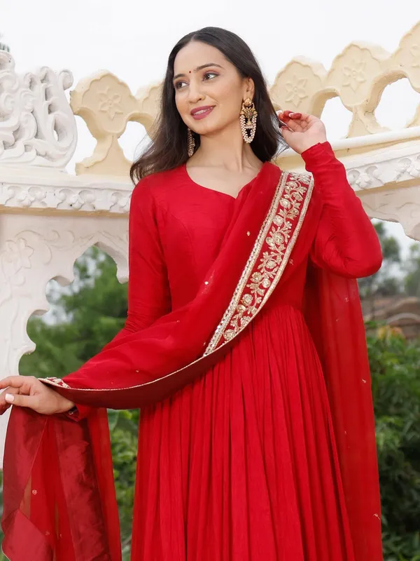 Red_Satin_Premium_And_Fancy_Design_Anarkali_Gown_For_Women