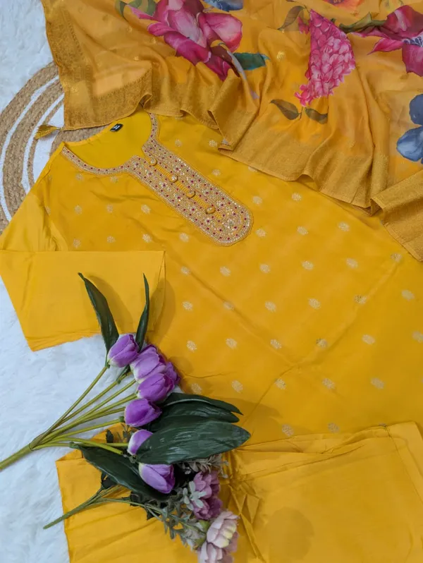 Maanira_Premium_Heavy_Viscose_Jacquard_Designer_Kurti_for_Women