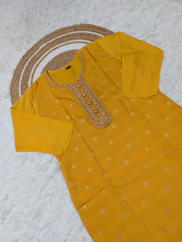 Maanira_Premium_Heavy_Viscose_Jacquard_Designer_Kurti_for_Women