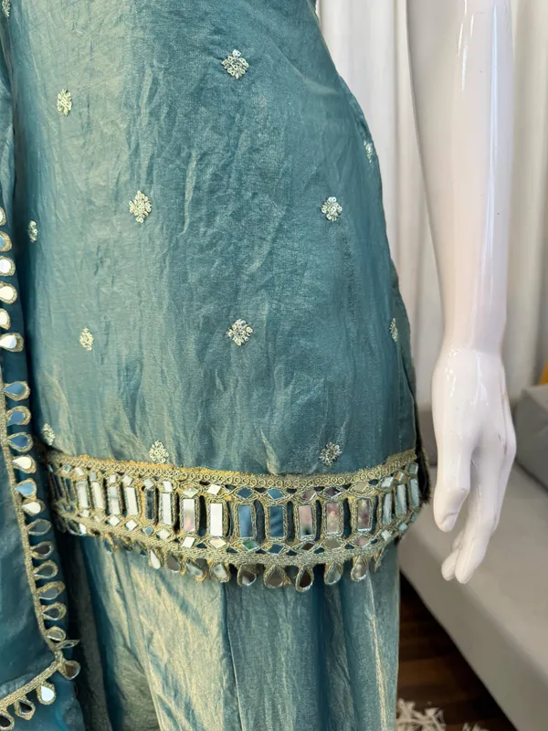 Mint_Green_Silk_Blend_Premium_And_Fancy_Design_Ethnic_Suit_Set_For_Women