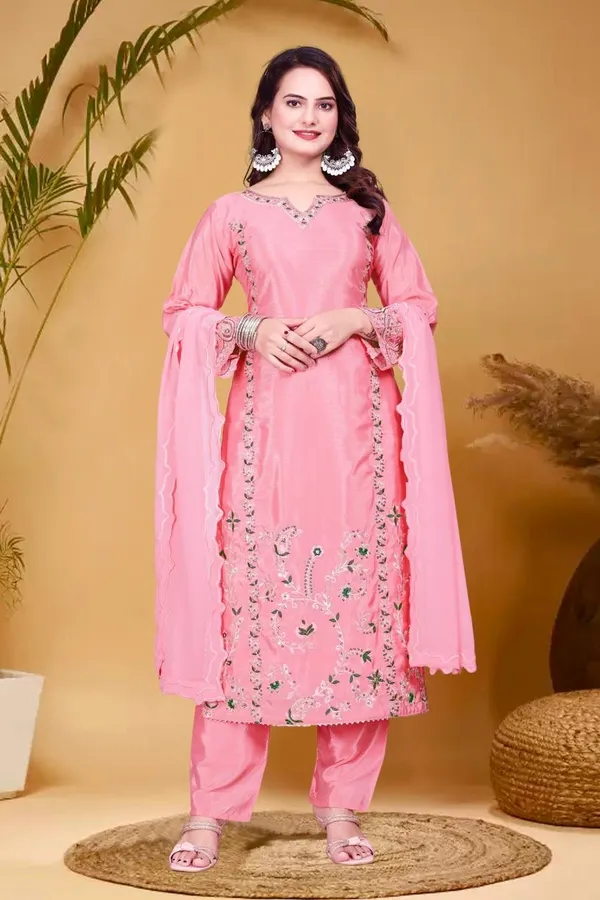 Maanira_Elegant_Long_Kurti_for_Women