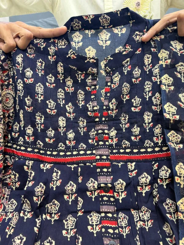 Maanira_Floral_Printed_Daily_Wear_Kurti