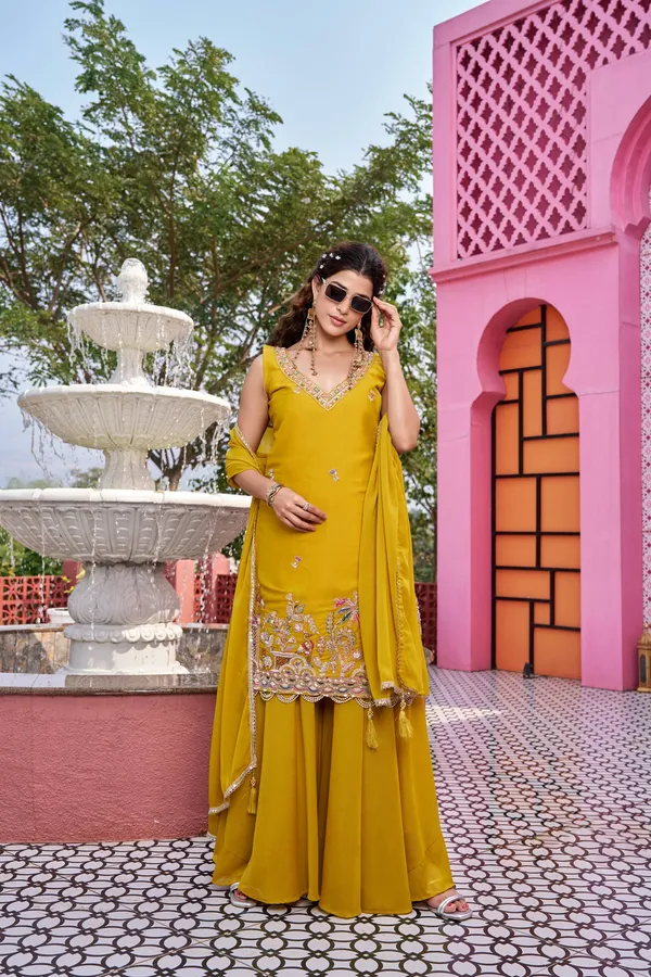 Yellow_Pure_Star_Georgette_Kurti_Plazzo_For_women